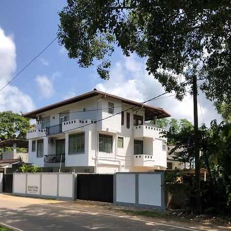 Senarathna Guest House Weligama Bagian luar foto