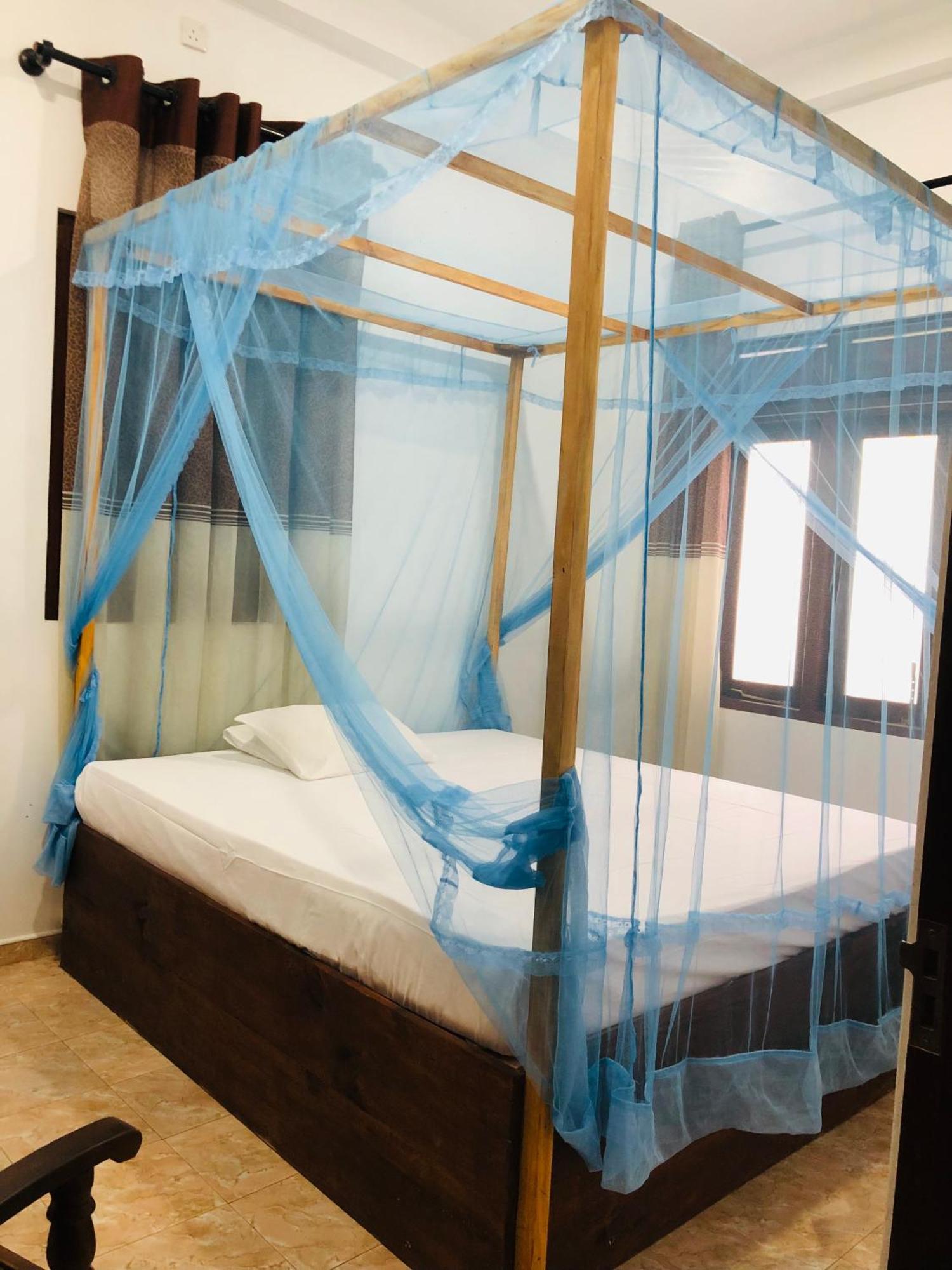 Senarathna Guest House Weligama Bagian luar foto